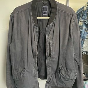 Navy blue Gap jacket with 3 pockets. Size XL